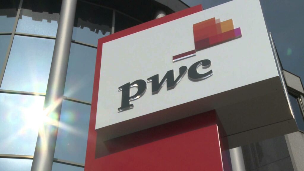 PwC cambia hacia el modelo remoto completo