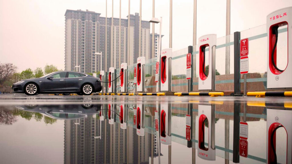 La nueva amenaza para los coches eléctricos es el hackeo de la carga