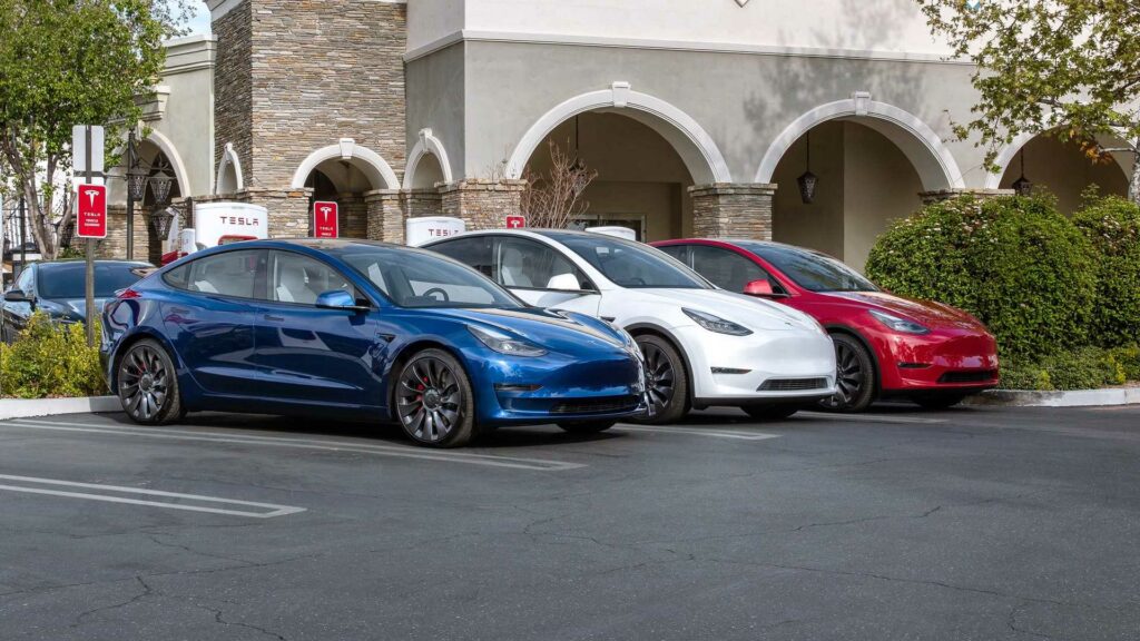 Hertz lleva a Tesla hasta el billón de dólares