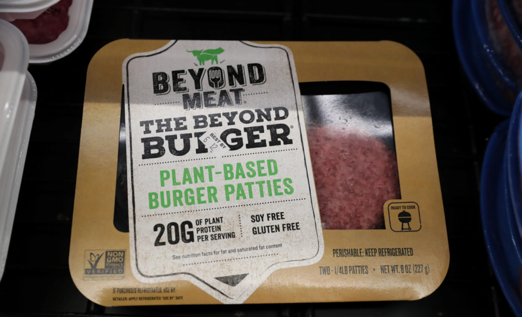 Beyond Meat suspende a uno de sus directivos por morder lo que no debía